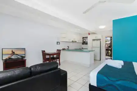 Cairns City Palms - 60