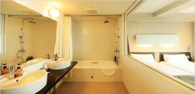 Inside Numazu Inter - 43