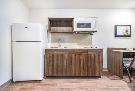 WoodSpring Suites Orlando Kissimmee Maingate - 29