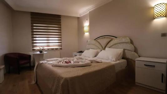 Grand Isbilir - 29