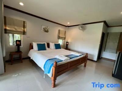 Baan Nam Pen Resort - 10