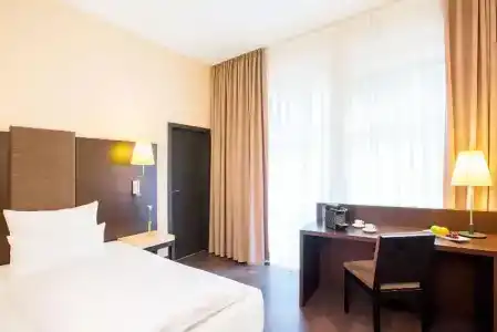 Nh Frankfurt Villa - 41