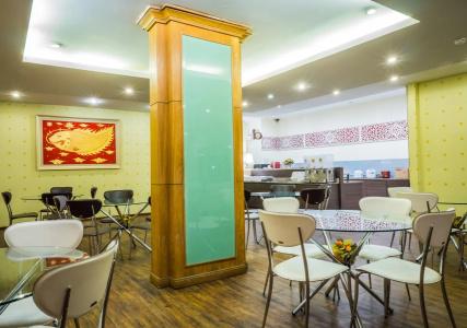 Atrium Boutique - 25