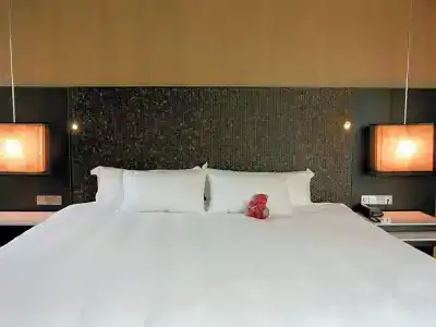 Maduzi, Bangkok - 61