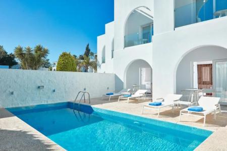 So White Club Resort - 82
