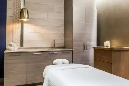 Wyndham Grand - 2