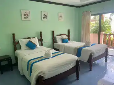 Lanta Seafront Resort - 5