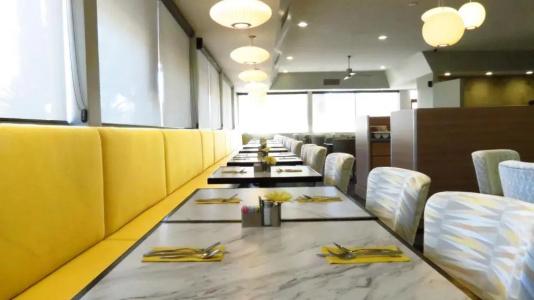 Best Western Royal Sun Inn & Suites - 68