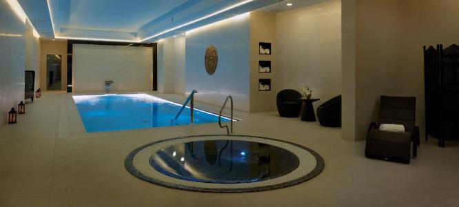 Montcalm East, Autograph Collection - 19
