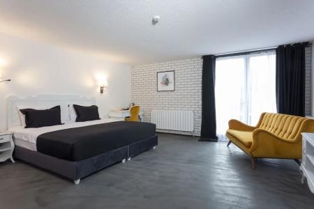 Check Inn Suite & Spa - 46