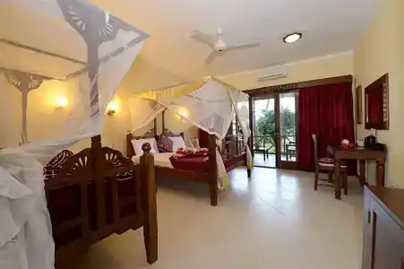 Uroa Bay Beach - 61