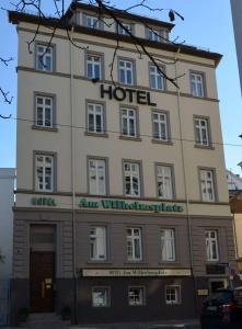 am Wilhelmsplatz - 0