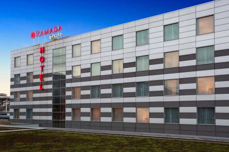 Ramada Encore by Wyndham Geneva - 0