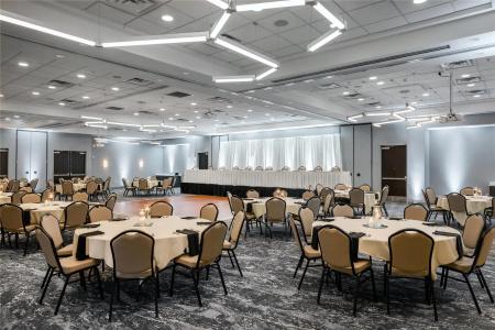 Hilton Garden Inn South - 38