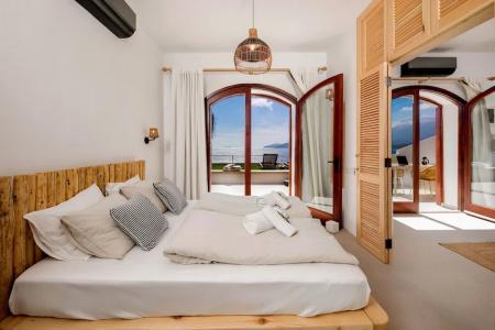 Villa Kale Suites with heated pool in winter - 76