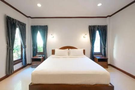 The Green Beach - 120