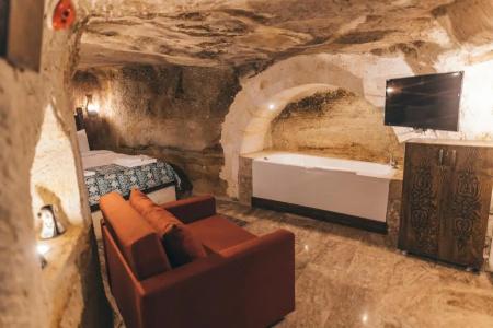 Tale Cave In - 167