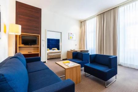 HiLight Suites - 54