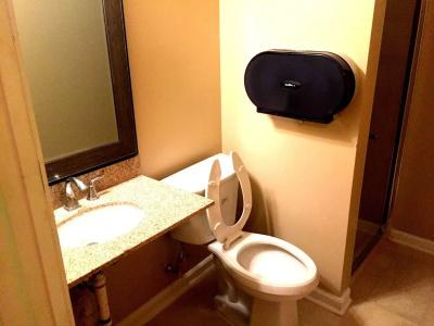DC International 2 - 7