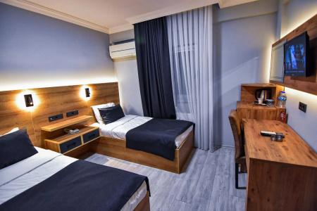 Sandal Otel - 49