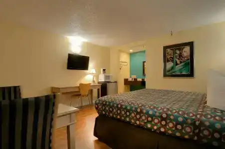 Vagabond Inn North - 19
