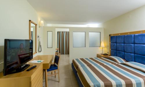 Blue Sea Holiday Village - 3