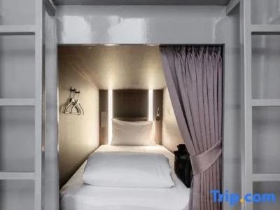 Nidhra Boutique - 24