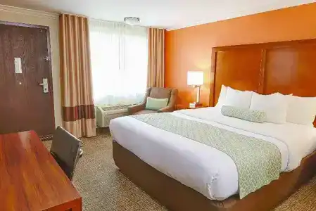 Comfort Inn Near Old Town Pasadena In Eagle Rock Ca - 16