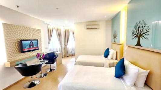 Holiday Place - 2