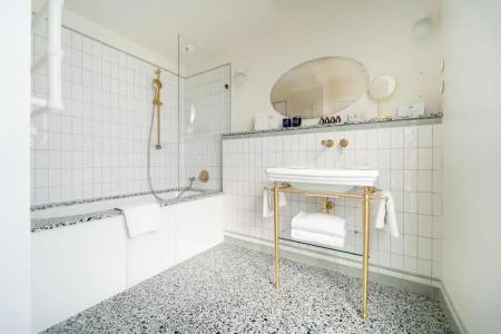 Hôtel Montecristo - 72