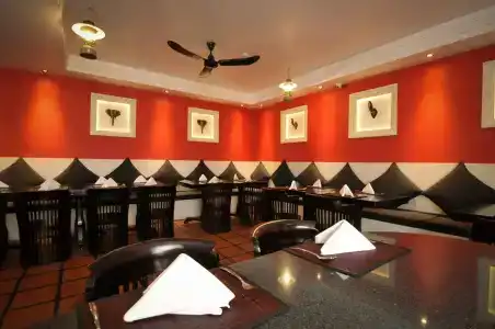 La Rose Suites - 16