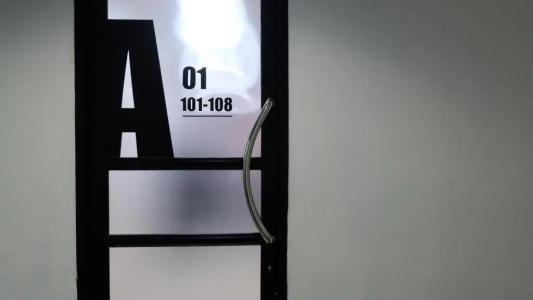 18 Coins Cafe & Hostel - 39