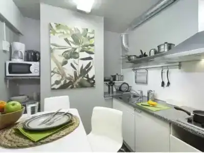 Ava - 14