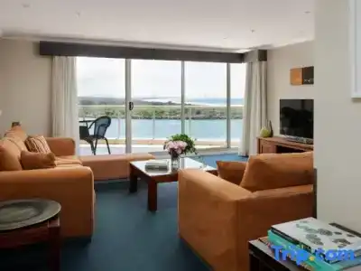 Rydges - 211