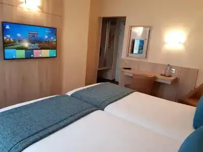 Champerret Elysees - 50