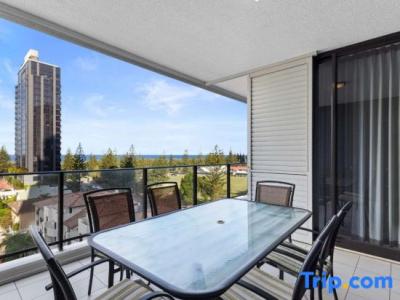 Ultra Broadbeach - 53