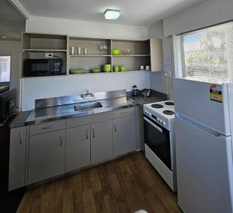Scenicland Motels - 56