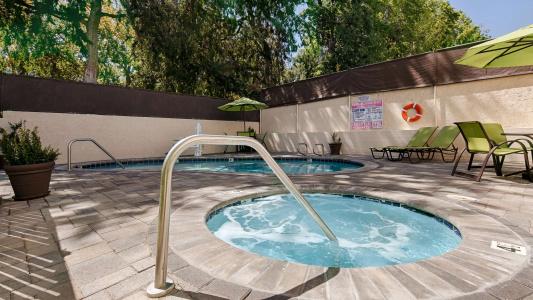 Best Western Plus - 11