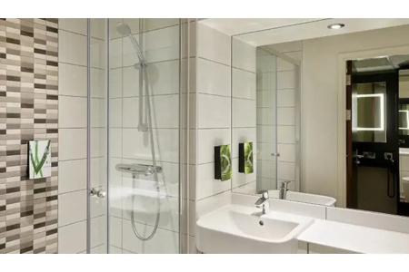 Premier Inn City Centre - 8