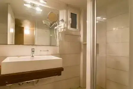 Antinea Suites & Spa - 10
