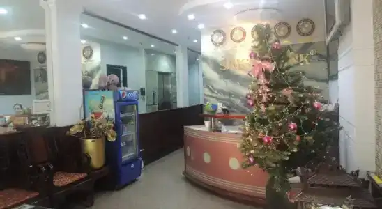 Saigon Pink 3 - 10