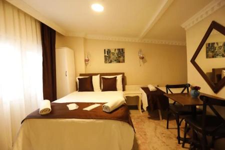 Nezahat Sultan Apart - 84