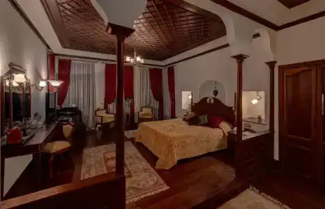 Tuvana - 40