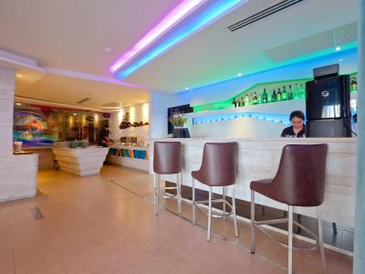 The Xtreme Suites - 13