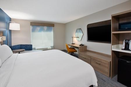 Holiday Inn Express & Suites-North, An Ihg - 40