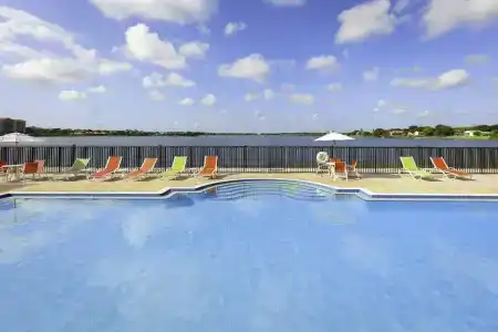 Westgate Lakes - 44