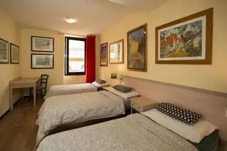 Villa Saint Exupery Beach Hostel - 61