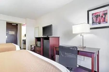 Quality Inn West End - 44