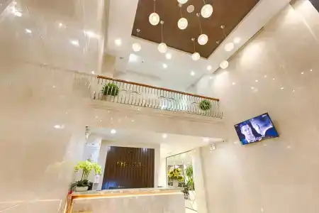 Central & Spa - 1