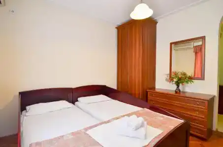 Villa Velzon Guesthouse - 38
